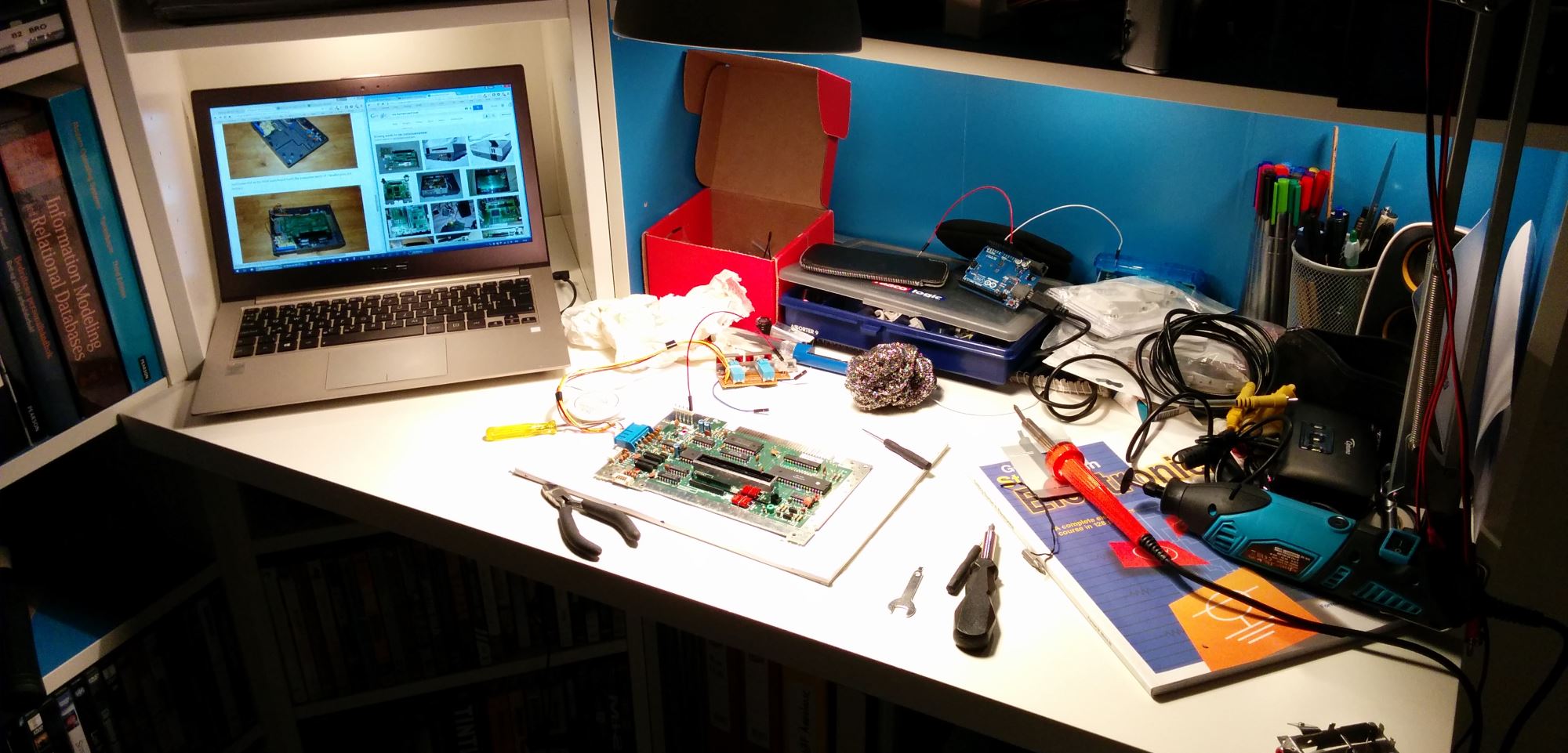 Removing the NES RF-module